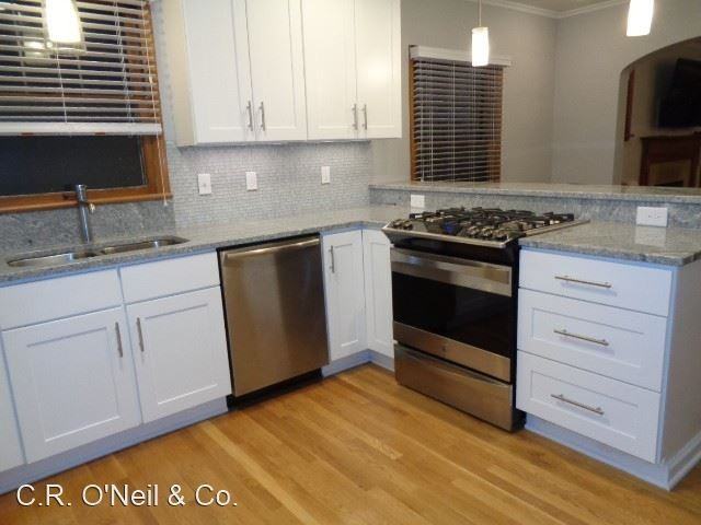 158 Chatham Rd - Photo 2 of 10