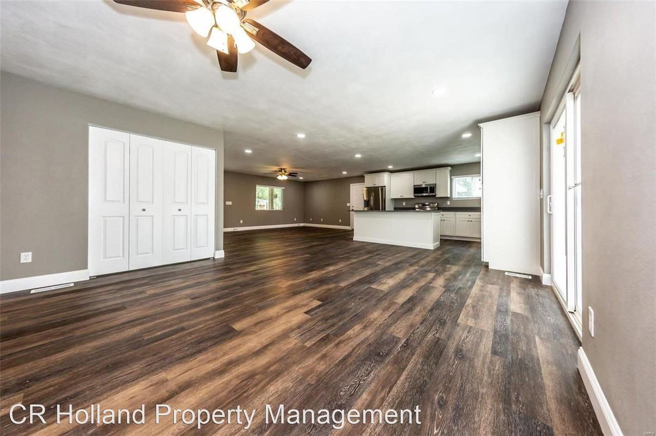 410 E Highway 50 - Photo 2 of 21
