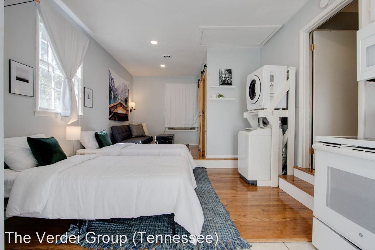 4729 Timberhill Dr - Photo 2 of 46