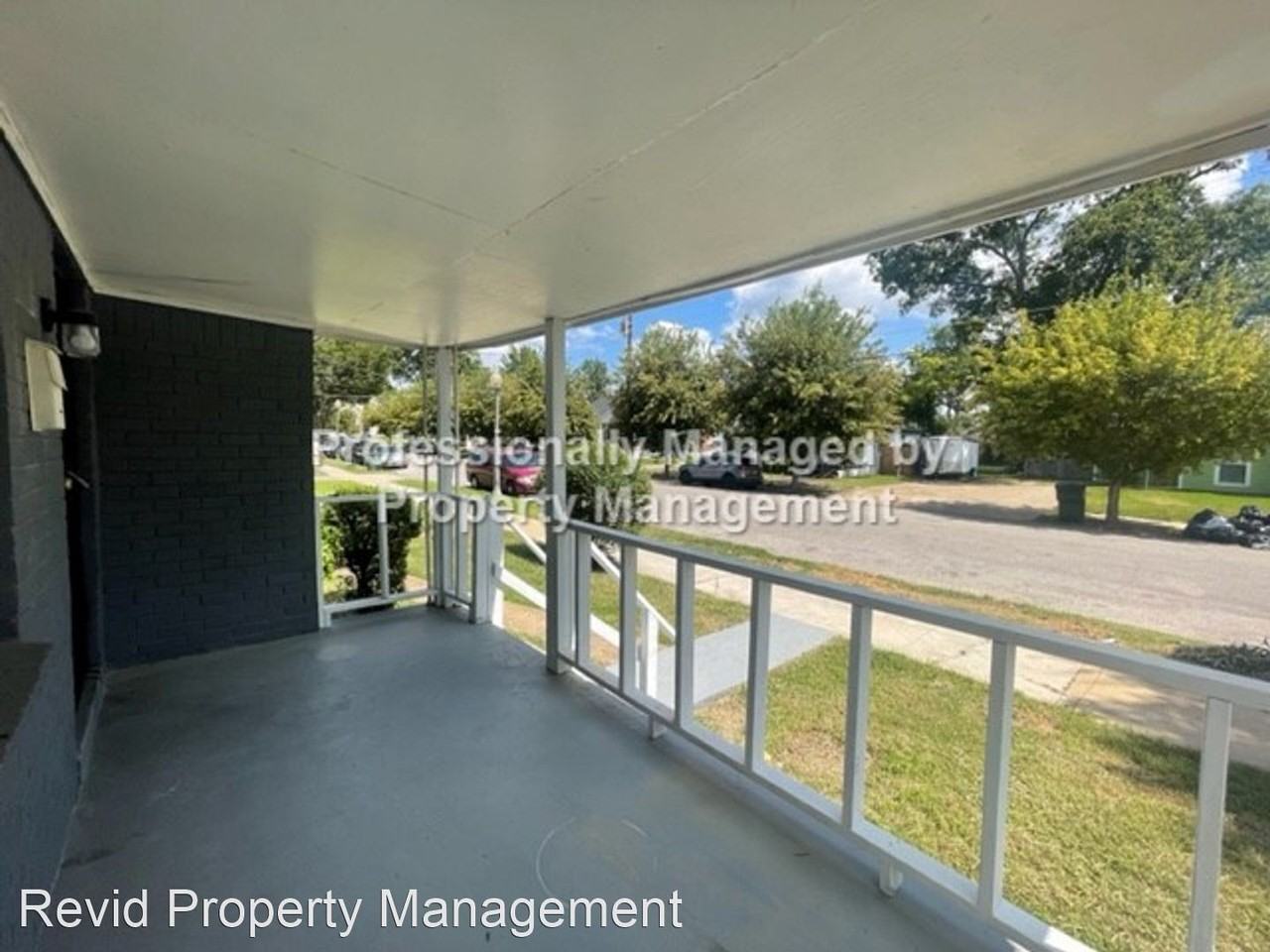 695 N 6th St - Photo 2 of 17