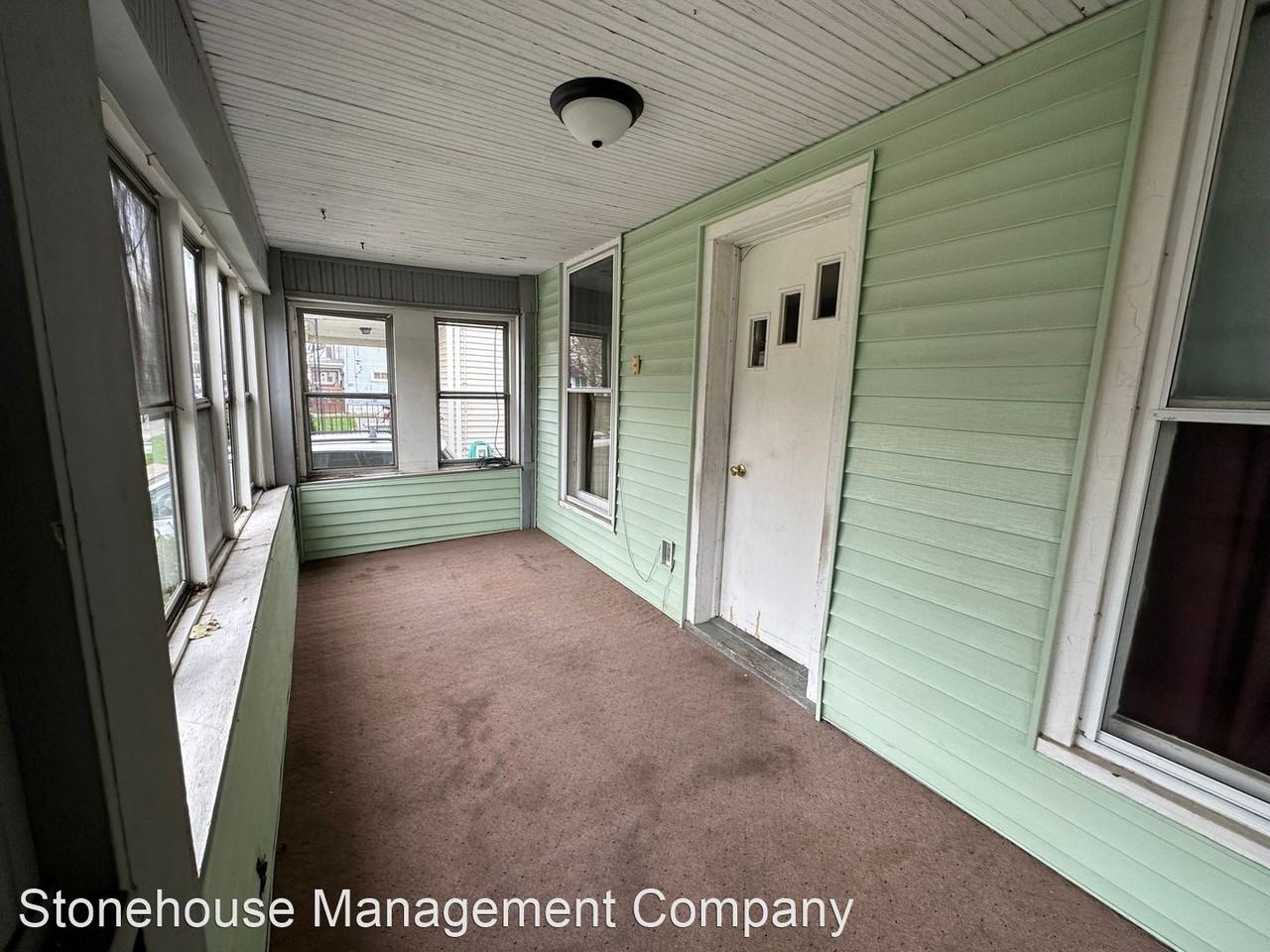 3106 Marvin Ave - Photo 2 of 11