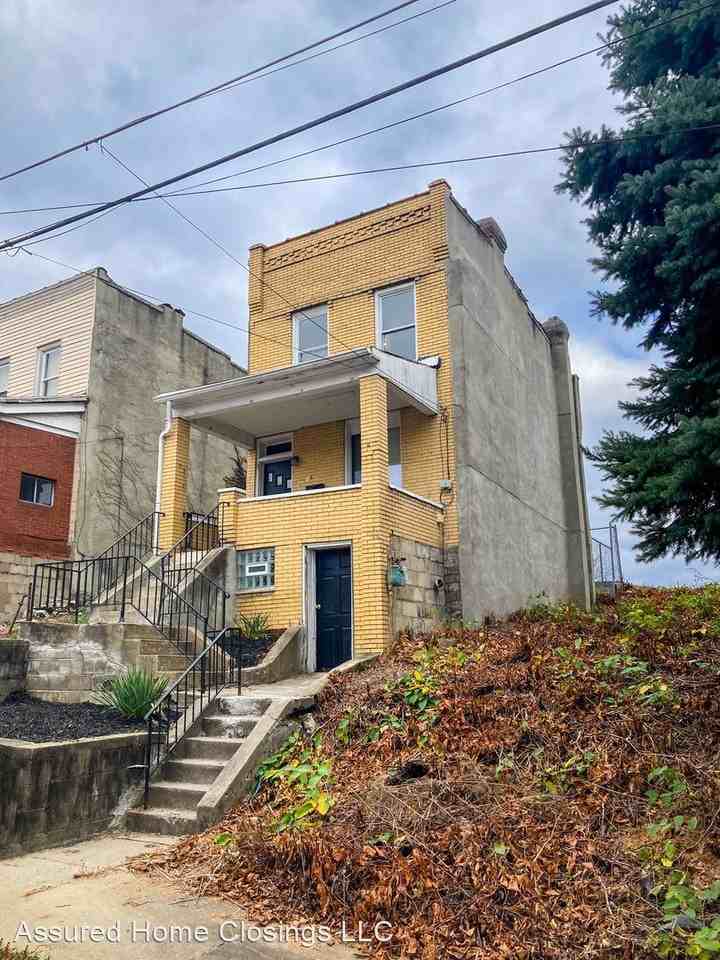 618 Hollace St - Photo 2 of 36