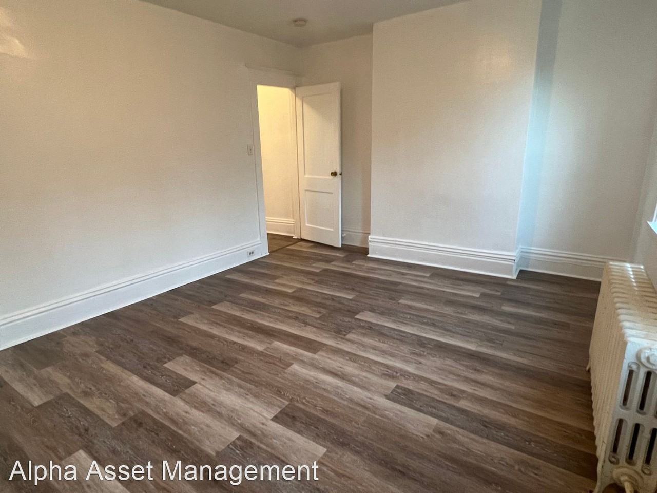 221 Luray St - Photo 3 of 8
