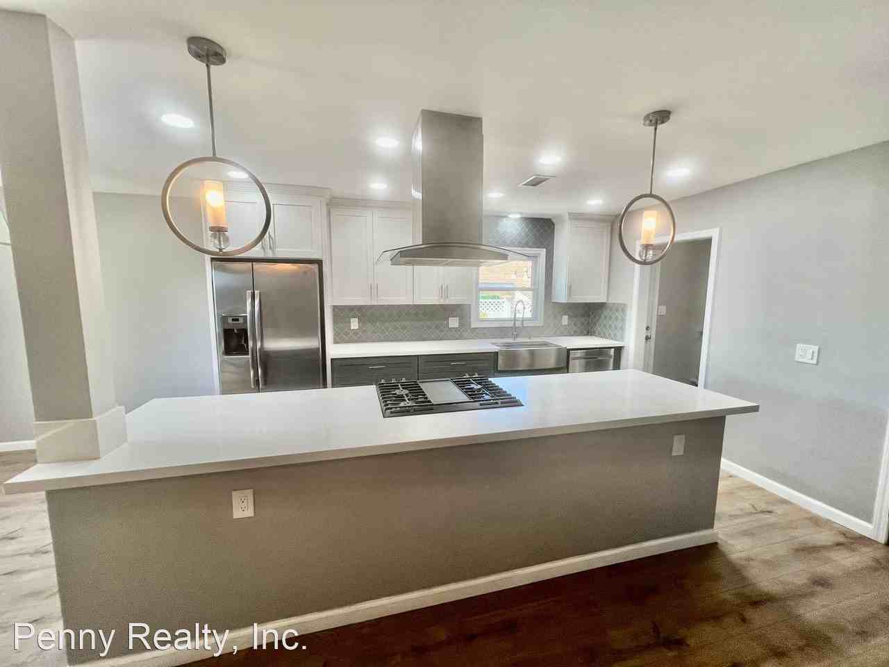 4901 Twain Ave - Photo 3 of 18