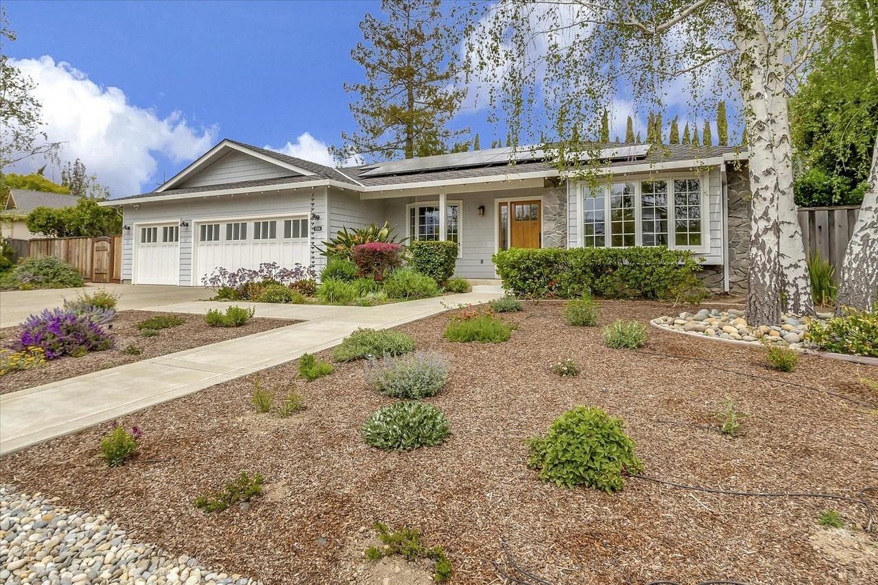 12834 Glen Brae Dr - Photo 2 of 49