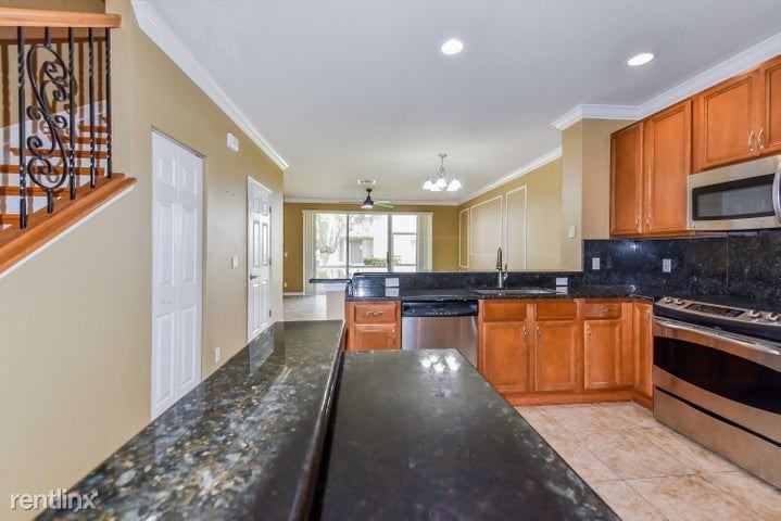 9687 Lago Dr - Photo 2 of 16