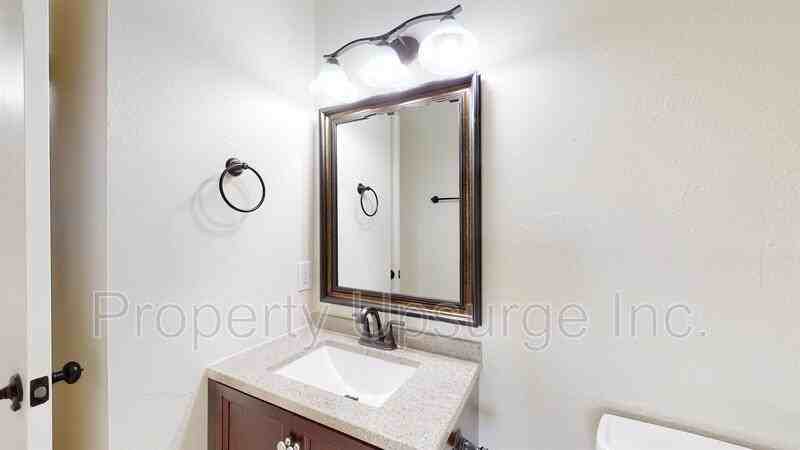 715 Mary St #15 - Photo 6 of 12