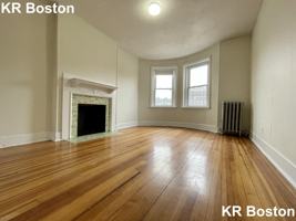 featured image of Commonwealth Ave. & Allston St #9