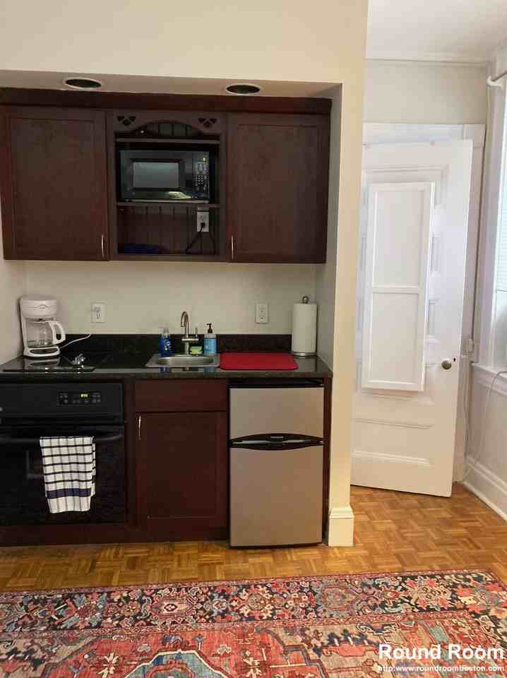 24 Beacon St #7K - Photo 3 of 24