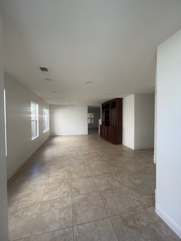 379 Cose Ln - Photo 2 of 15