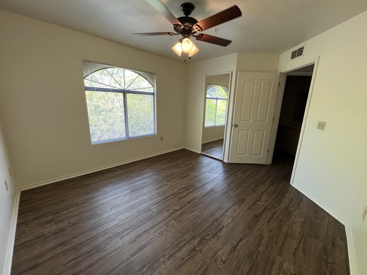 5751 N Kolb Rd #34204 - Photo 4 of 18