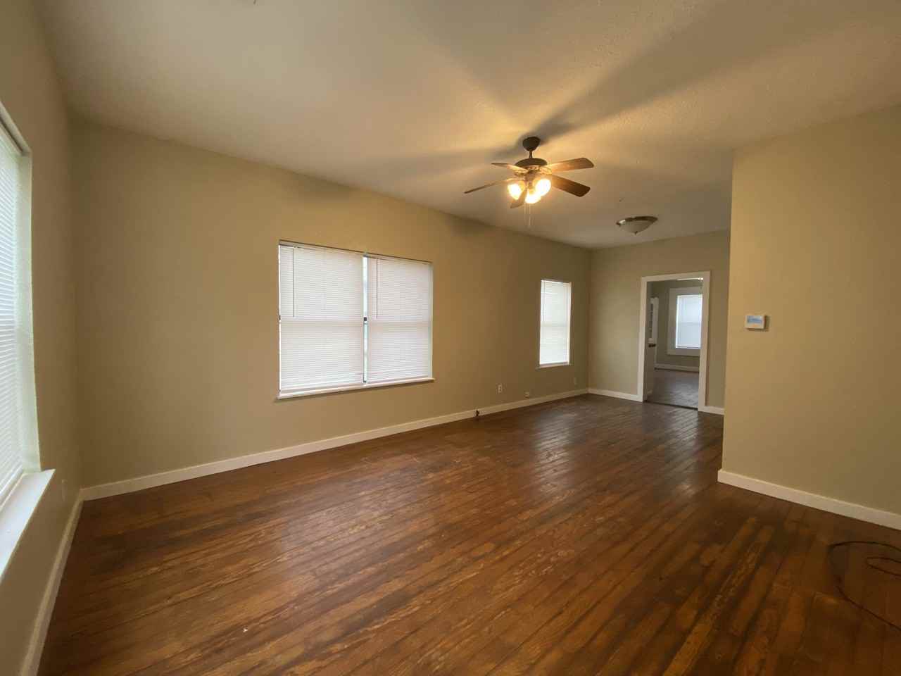 786 School Dr - Photo 2 of 13