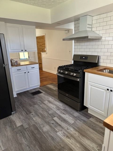 2008 Brentnell Ave - Photo 3 of 10