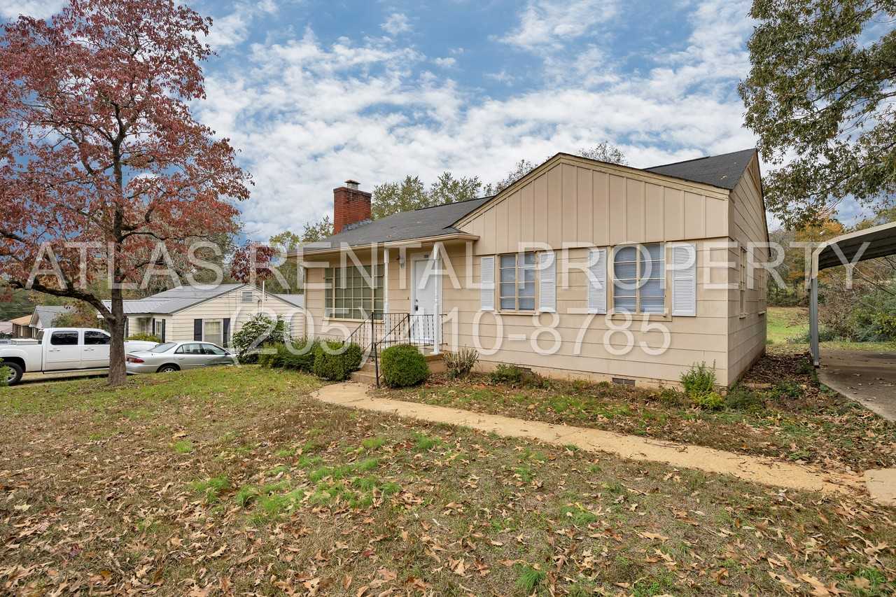 308 Heath St - Photo 2 of 27