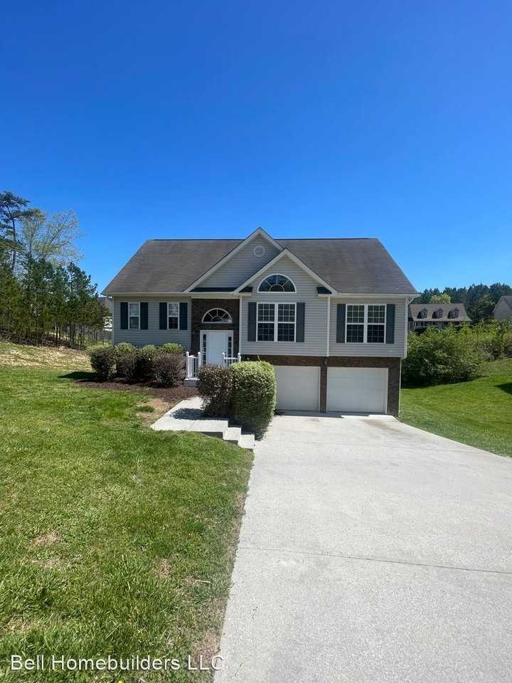 565 Sir Carlos Dr - Photo 2 of 30