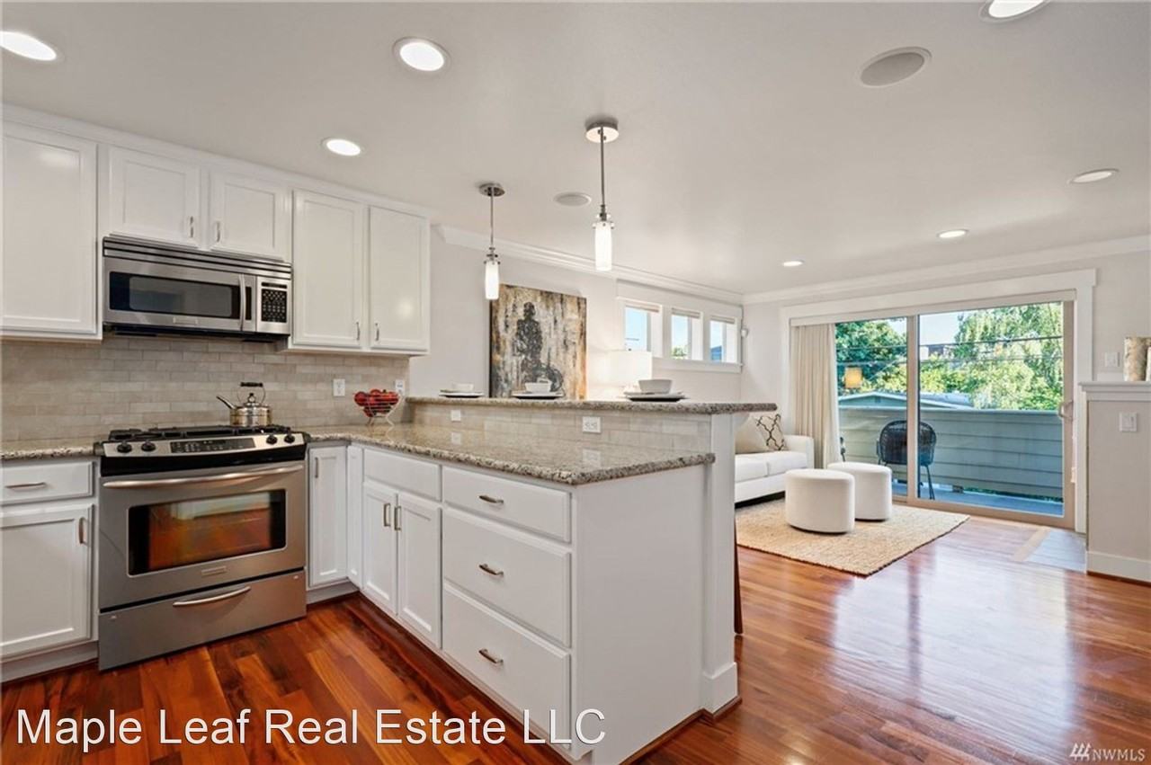 2044 Nw 63rd St - Photo 2 of 40