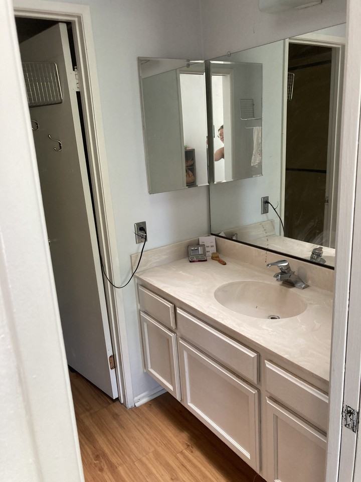 1050 Walnut Grove Avenue #C - Photo 2 of 8