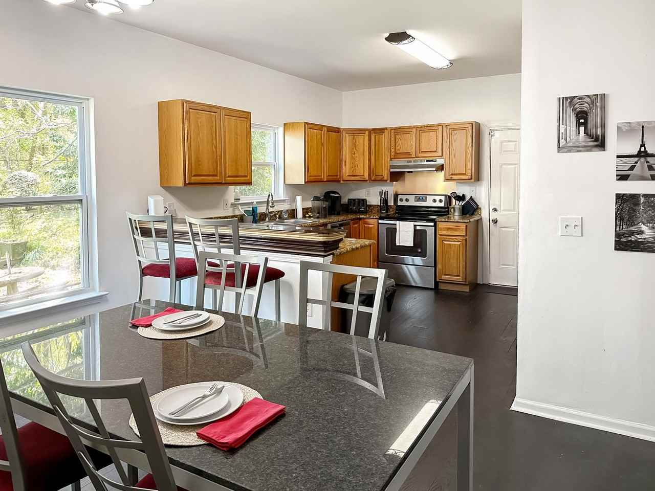 Yonkers Ave Nw - Photo 6 of 12