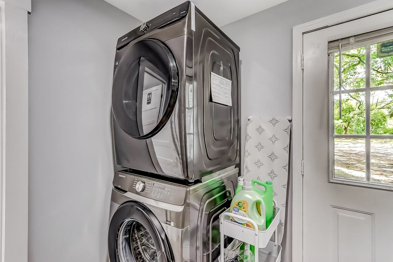 Lawton Ave - Photo 7 of 9