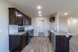 1805 S 15th Ave - Photo 1 of 1