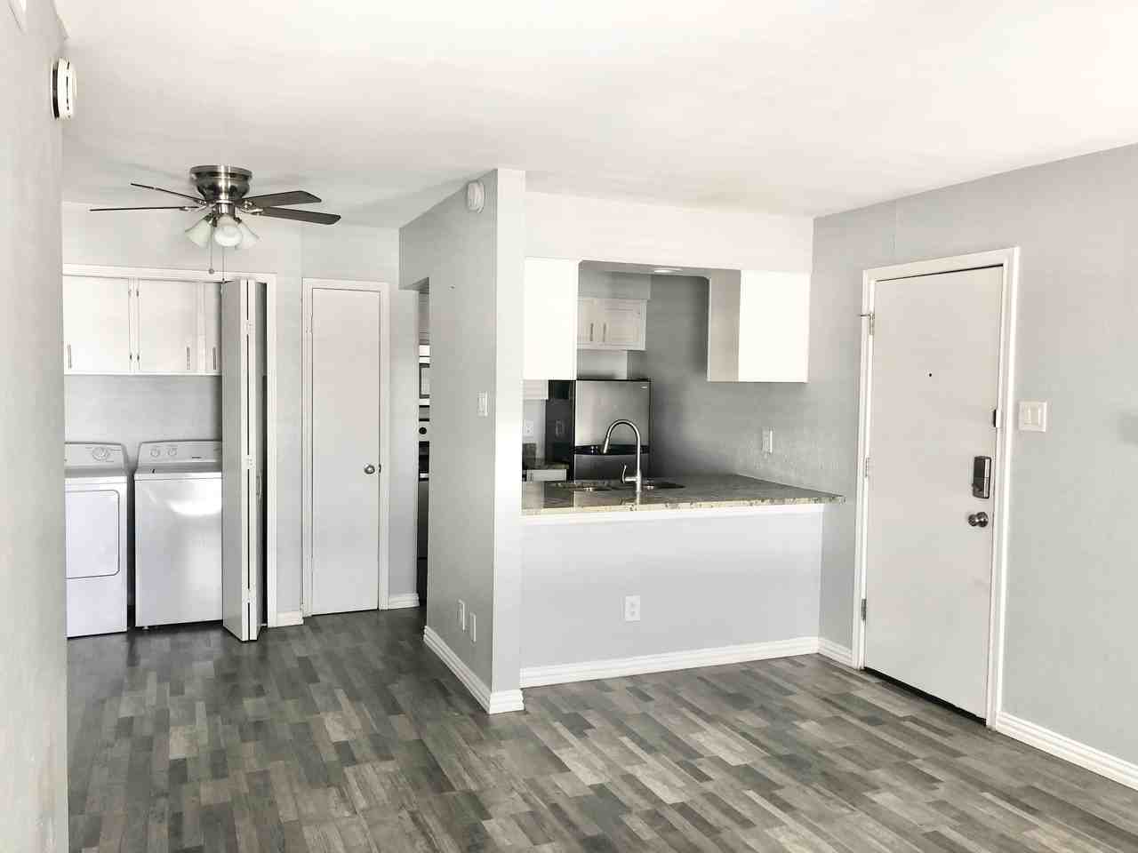 7621 Mccallum Blvd #304