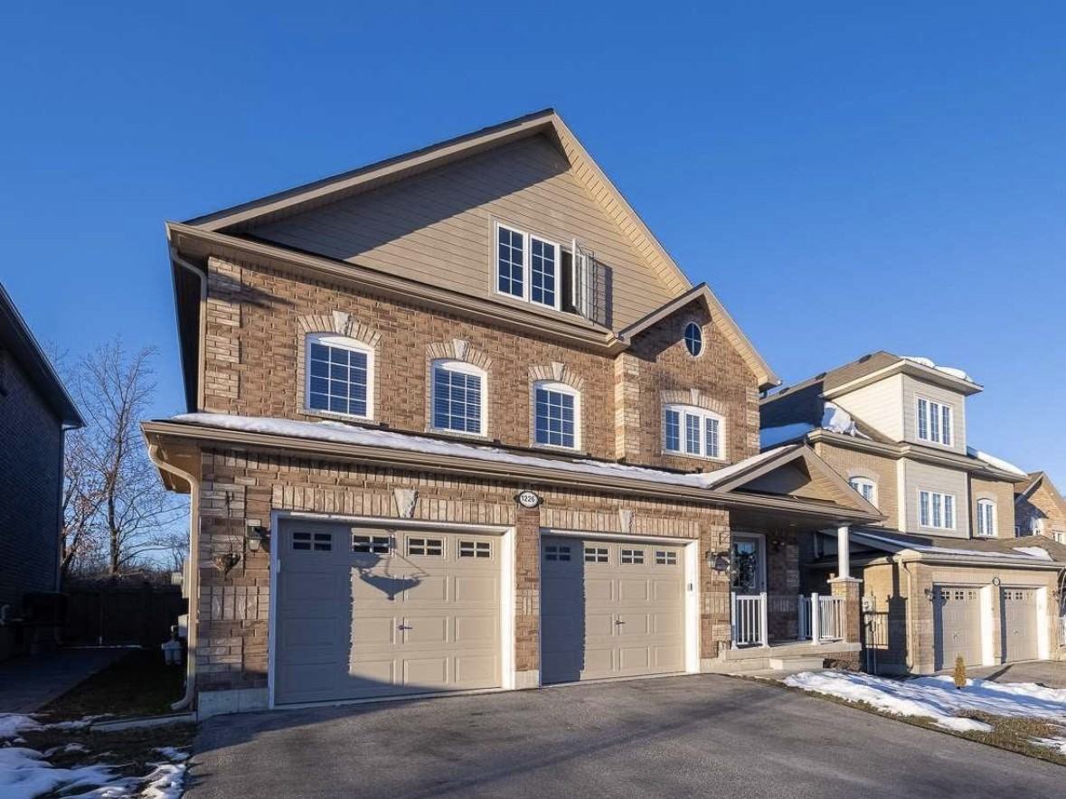 1226 Leslie Drive, Innisfil, Ontario, Apartments 1226 Leslie Dr