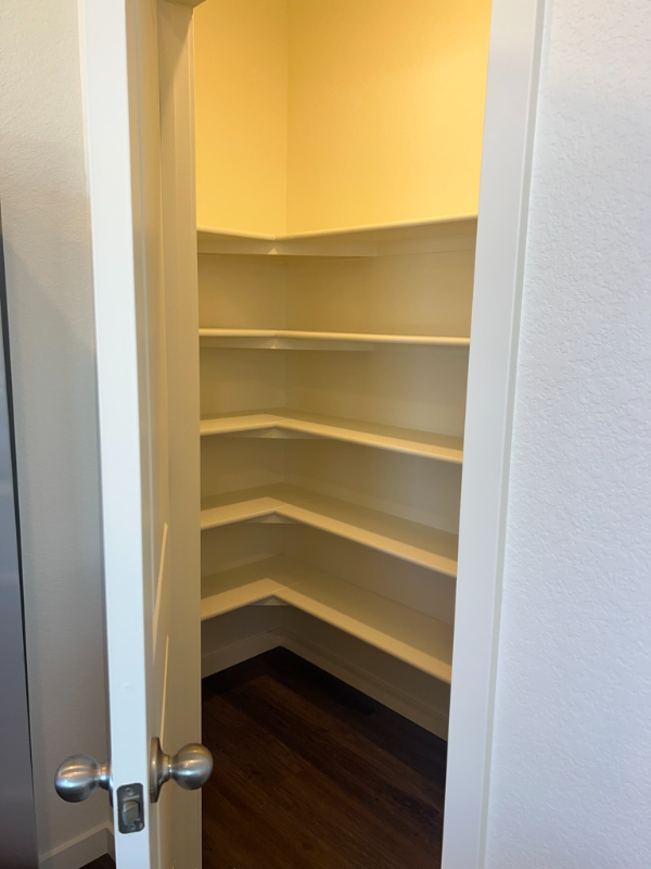 6050 Amerifax Dr - Photo 4 of 13