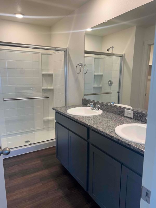 6050 Amerifax Dr - Photo 6 of 13