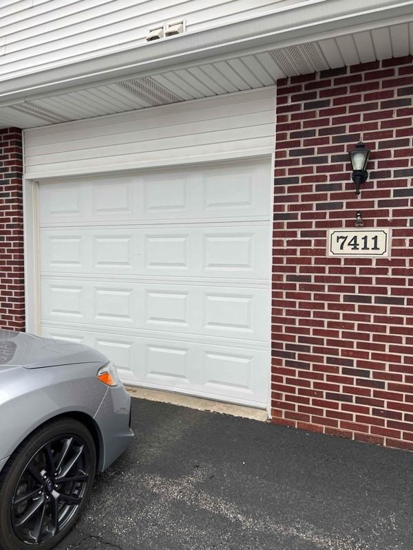 7411 Wallingford Way - Photo 2 of 18