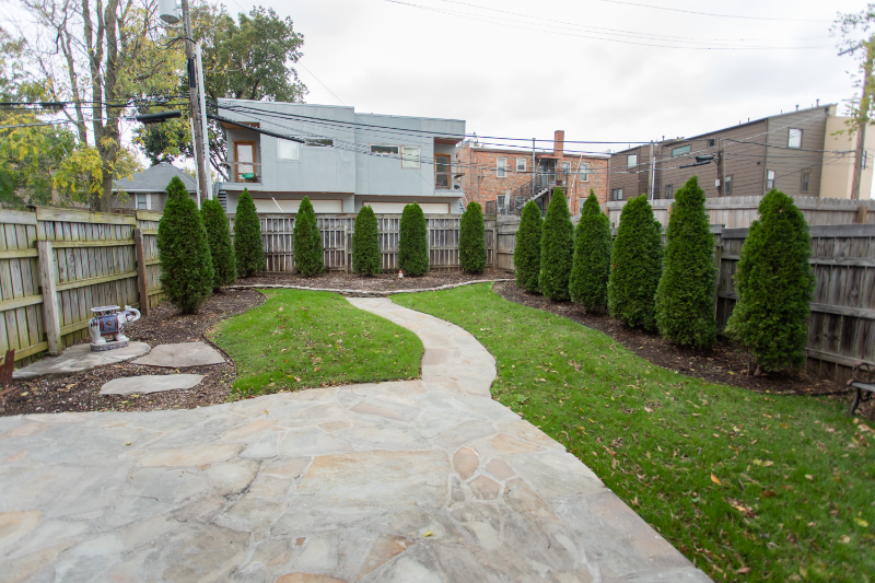 1412 South Saint Louis Avenue East - Photo 3 of 26