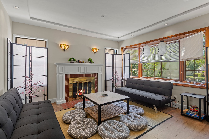 1015 E Verdugo Ave - Photo 2 of 23