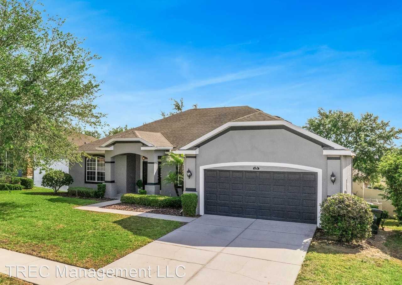 2717 Shearwater St - Photo 3 of 45