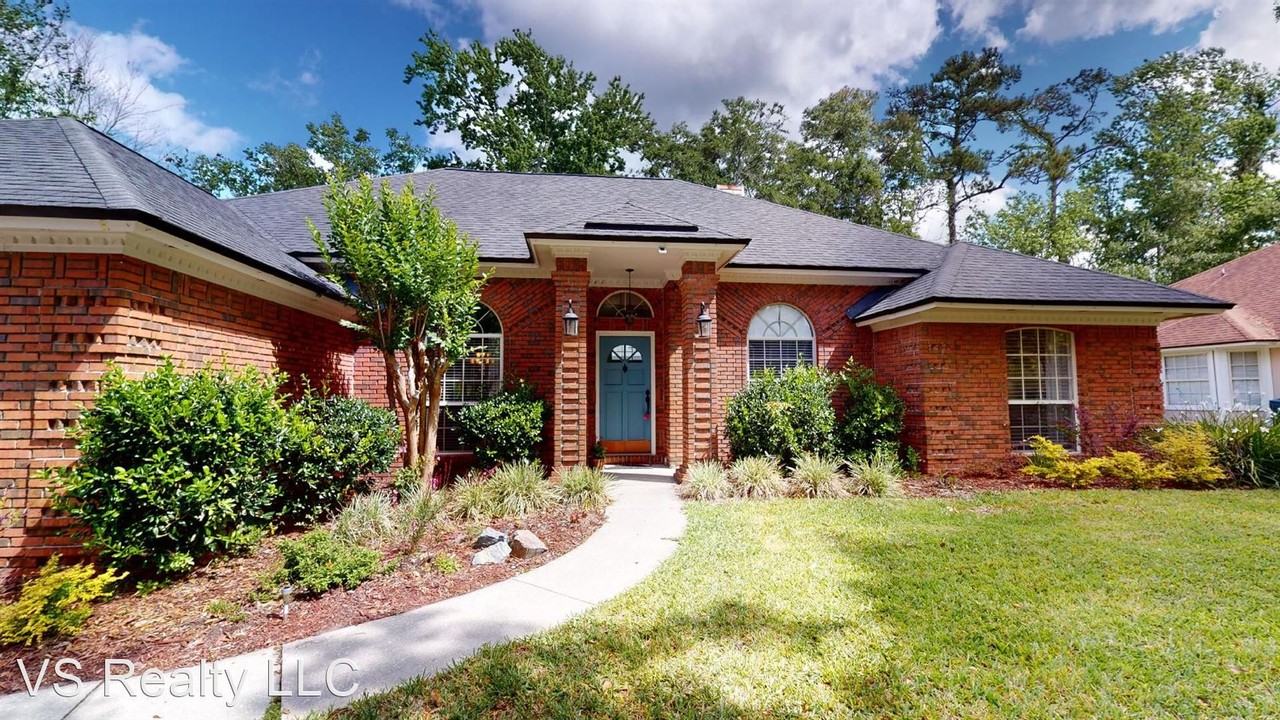 2645 Stonegate Dr - Photo 2 of 40