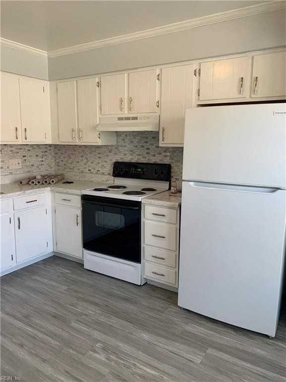 5517 Professor Ct - Photo 2 of 12