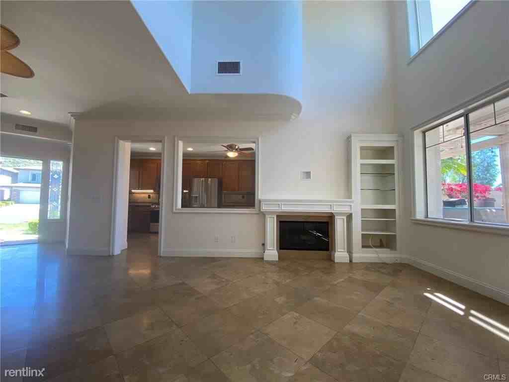 53 Brassie Ln - Photo 3 of 11