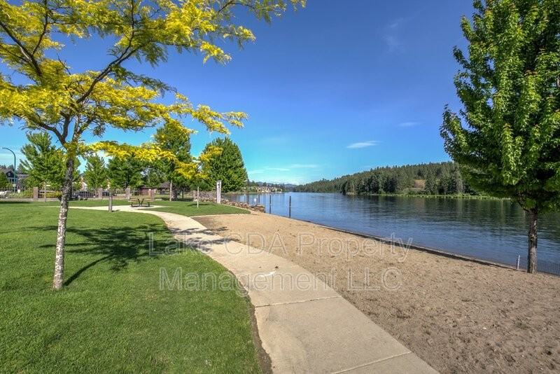 4453 Greenchain Loop #7 - Photo 3 of 24