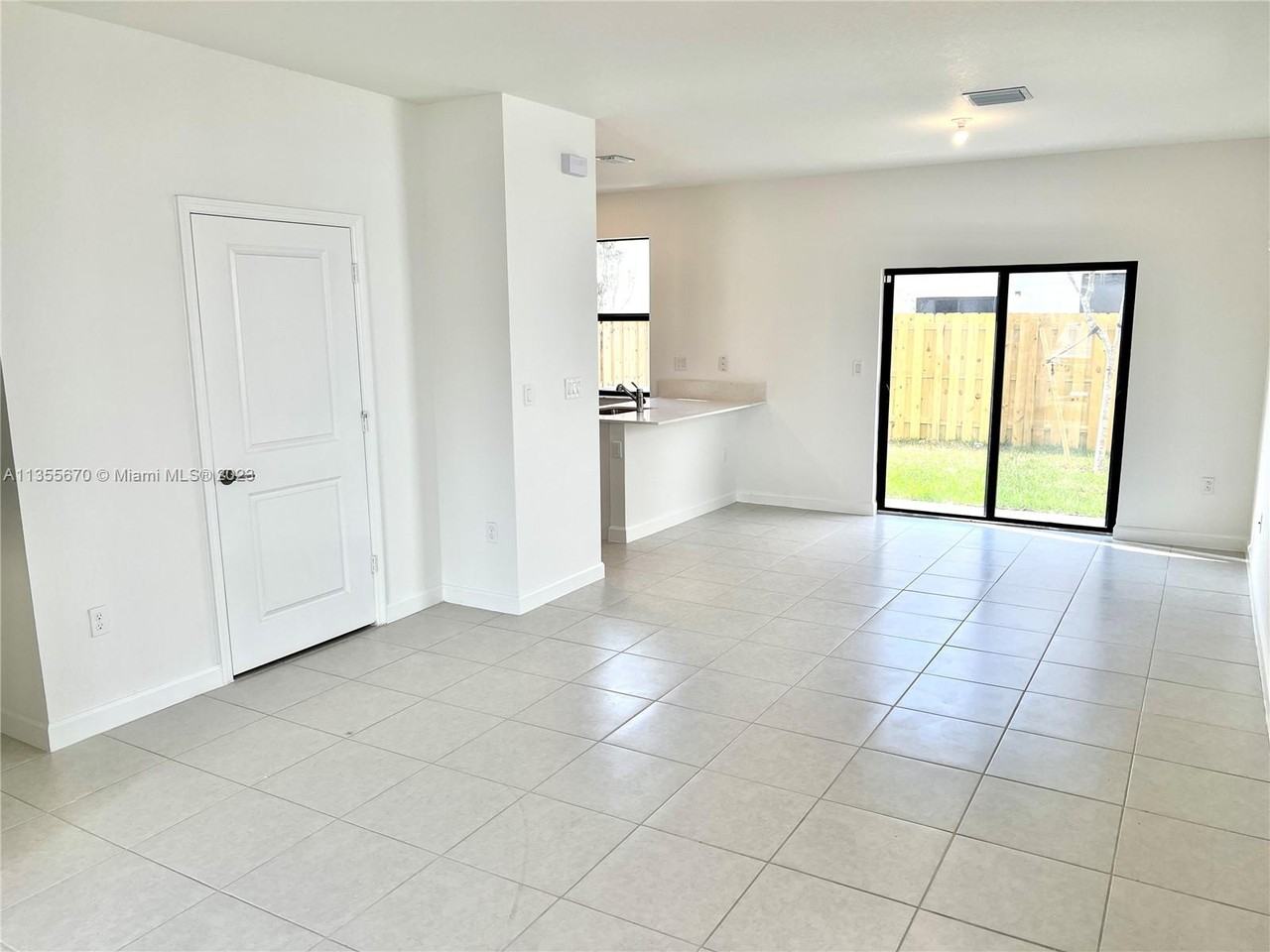 Sw 129th Avenue Dr #23464 - Photo 4 of 19