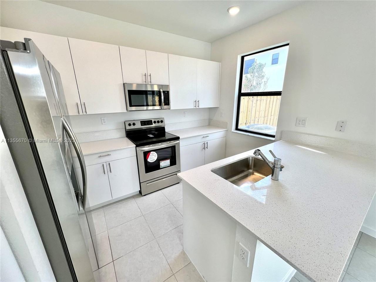 Sw 129th Avenue Dr #23464 - Photo 5 of 19