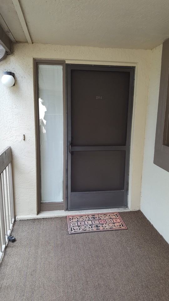 284 Woodlake Wynde - Photo 5 of 50