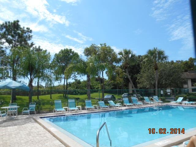 284 Woodlake Wynde - Photo 6 of 50