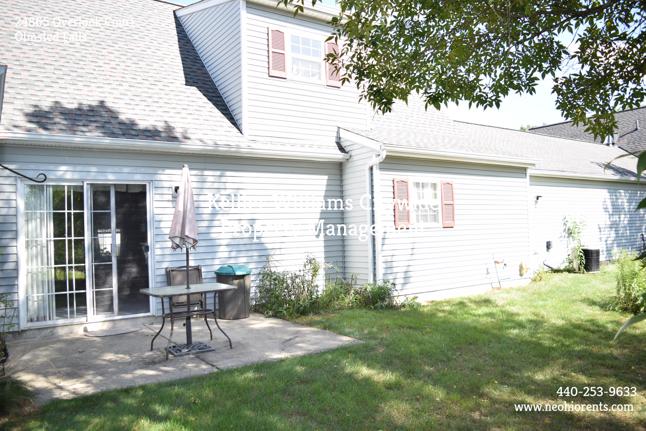 24865 Overlook Ct #2 - Photo 2 of 15