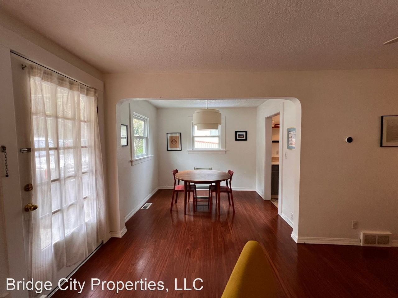 8741 Ne Ward St - Photo 3 of 35