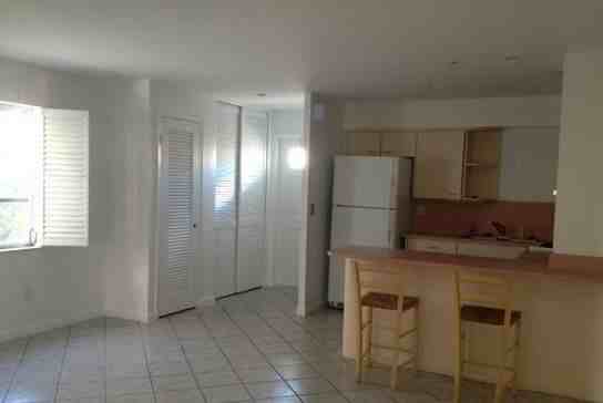 3148 Meridian Way 5 - Photo 3 of 6