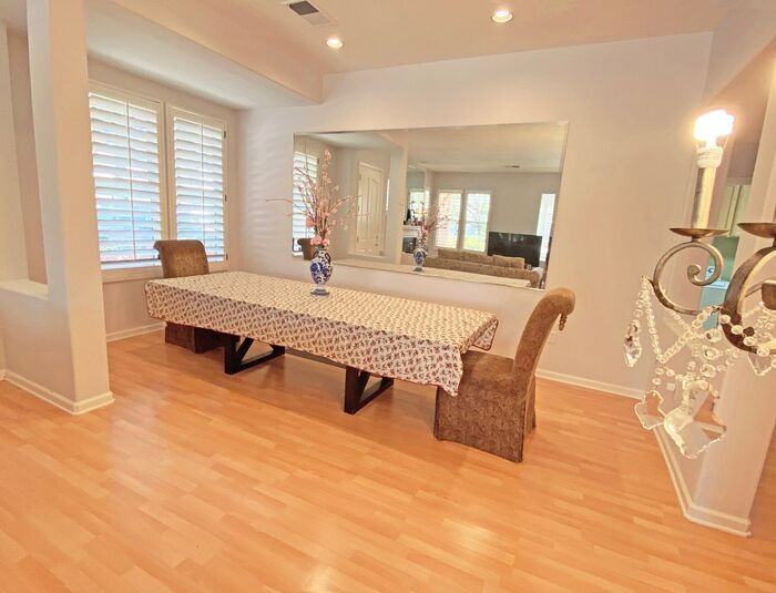 2320 Silver Breeze Ct - Photo 2 of 23