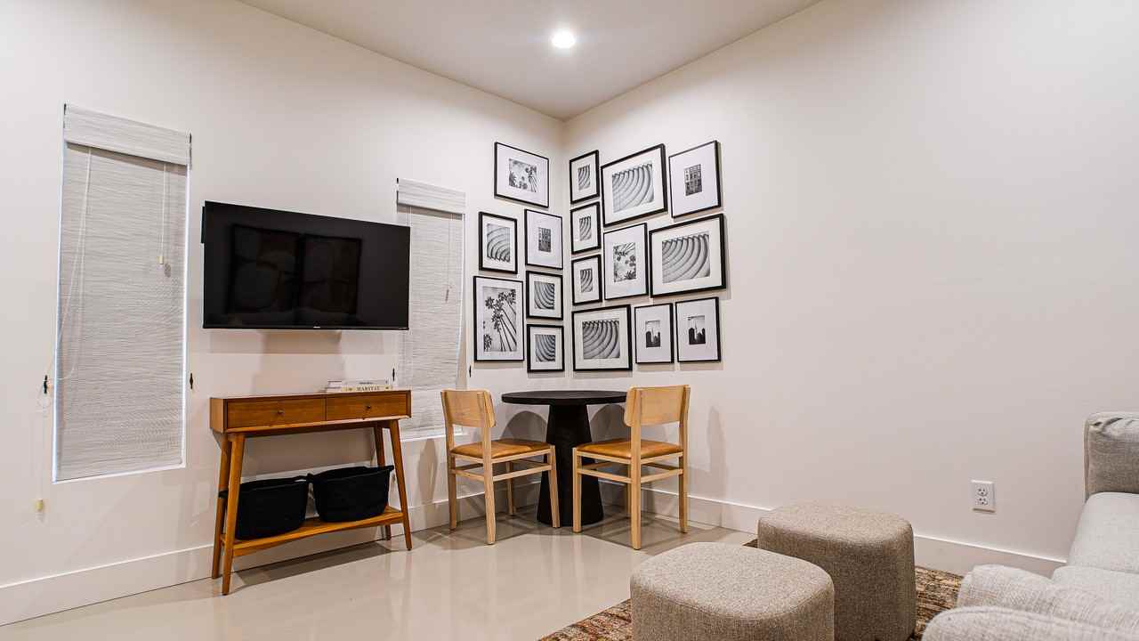40 South Macdonald #101 - Photo 4 of 16
