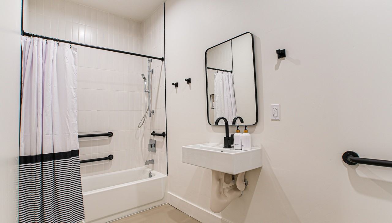 40 South Macdonald #201 - Photo 6 of 16