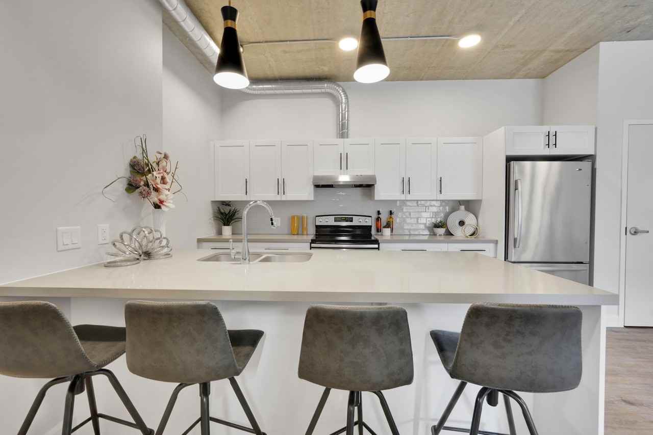 6550 Wyandotte St E #304 - Photo 3 of 9