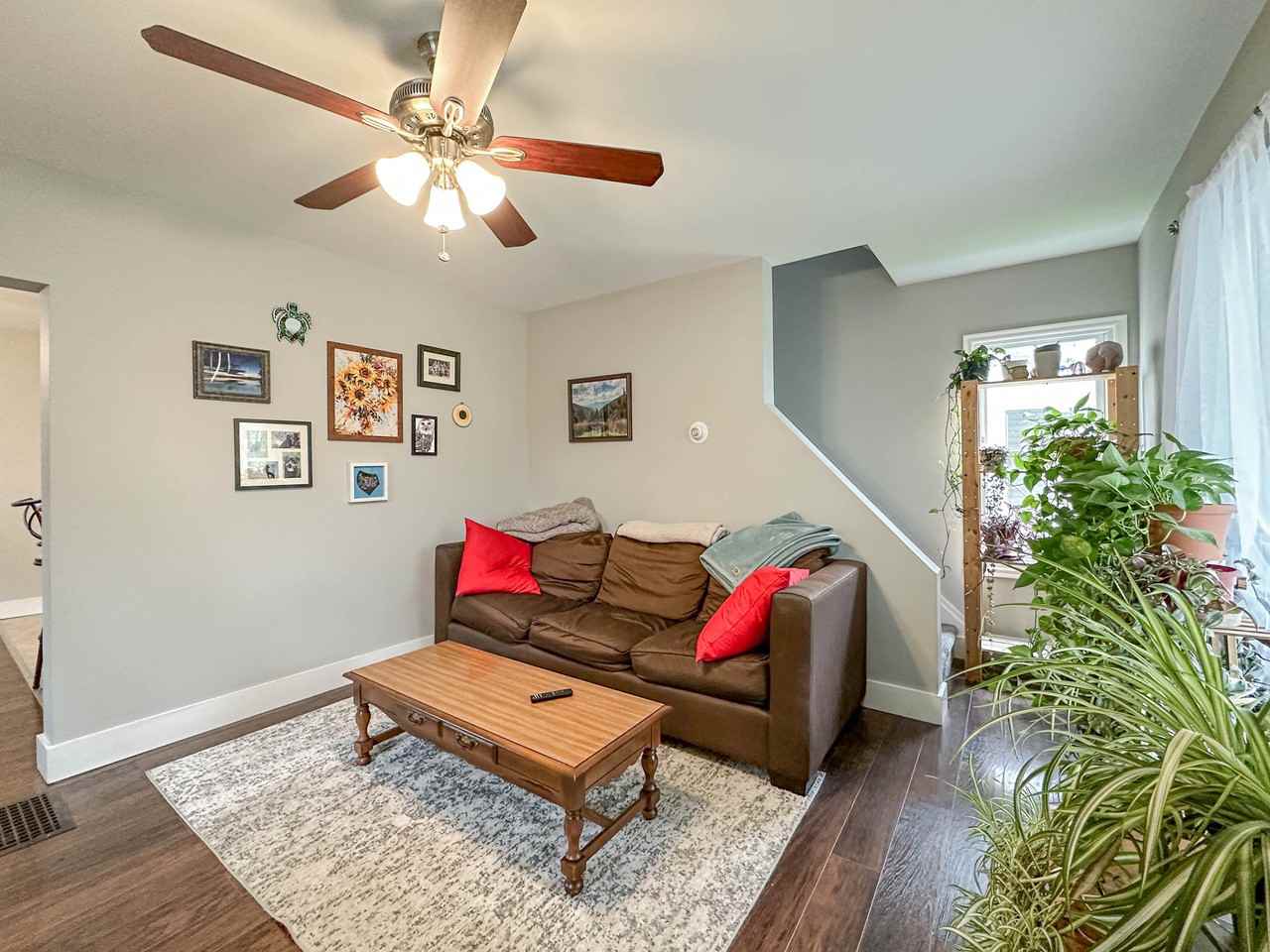 662 Southwood Avenue - Photo 2 of 28