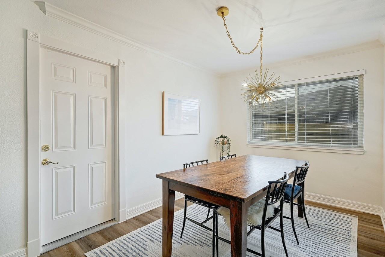 505 East Logan Street - Photo 2 of 22