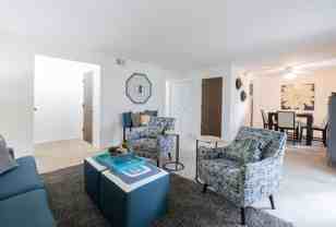 5630 University Park Dr - Photo 1 of 1